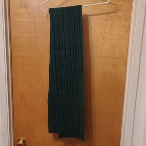 Dark Green Knit Scarf